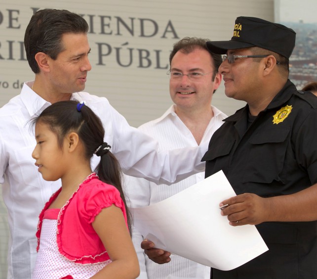 El presidente Peña aseguró con vivienda a quienes Foto: Presidencia